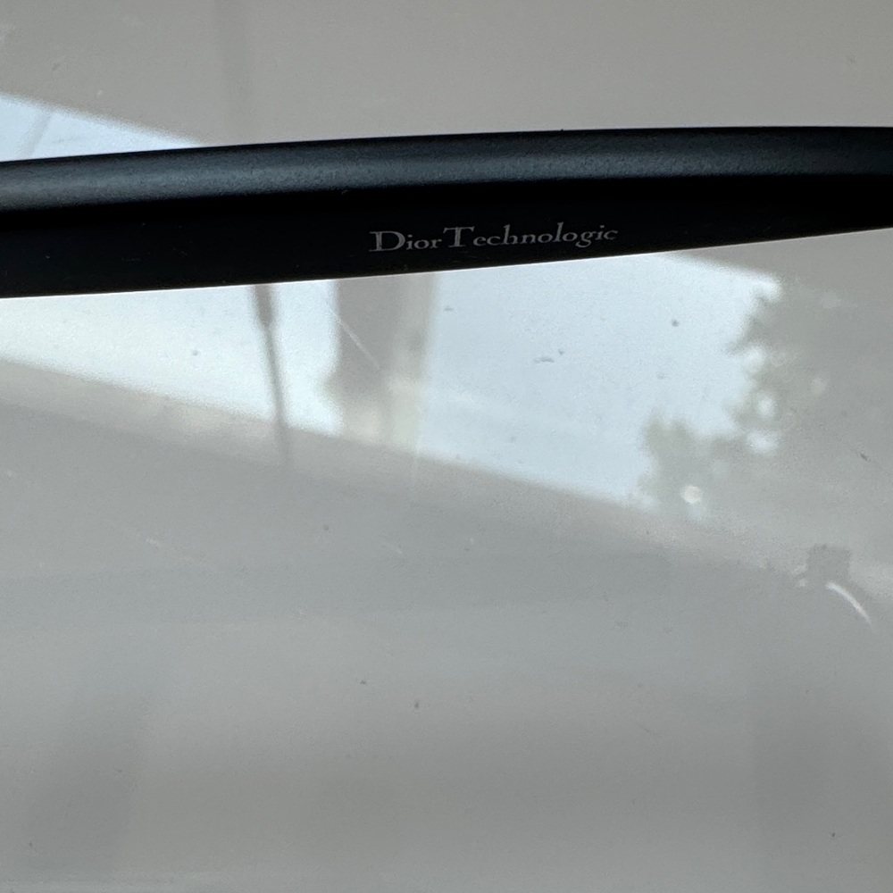 Dior Technologic Aviator Sunglasses - full inclusion - great gift!! - Picture 7 of 12